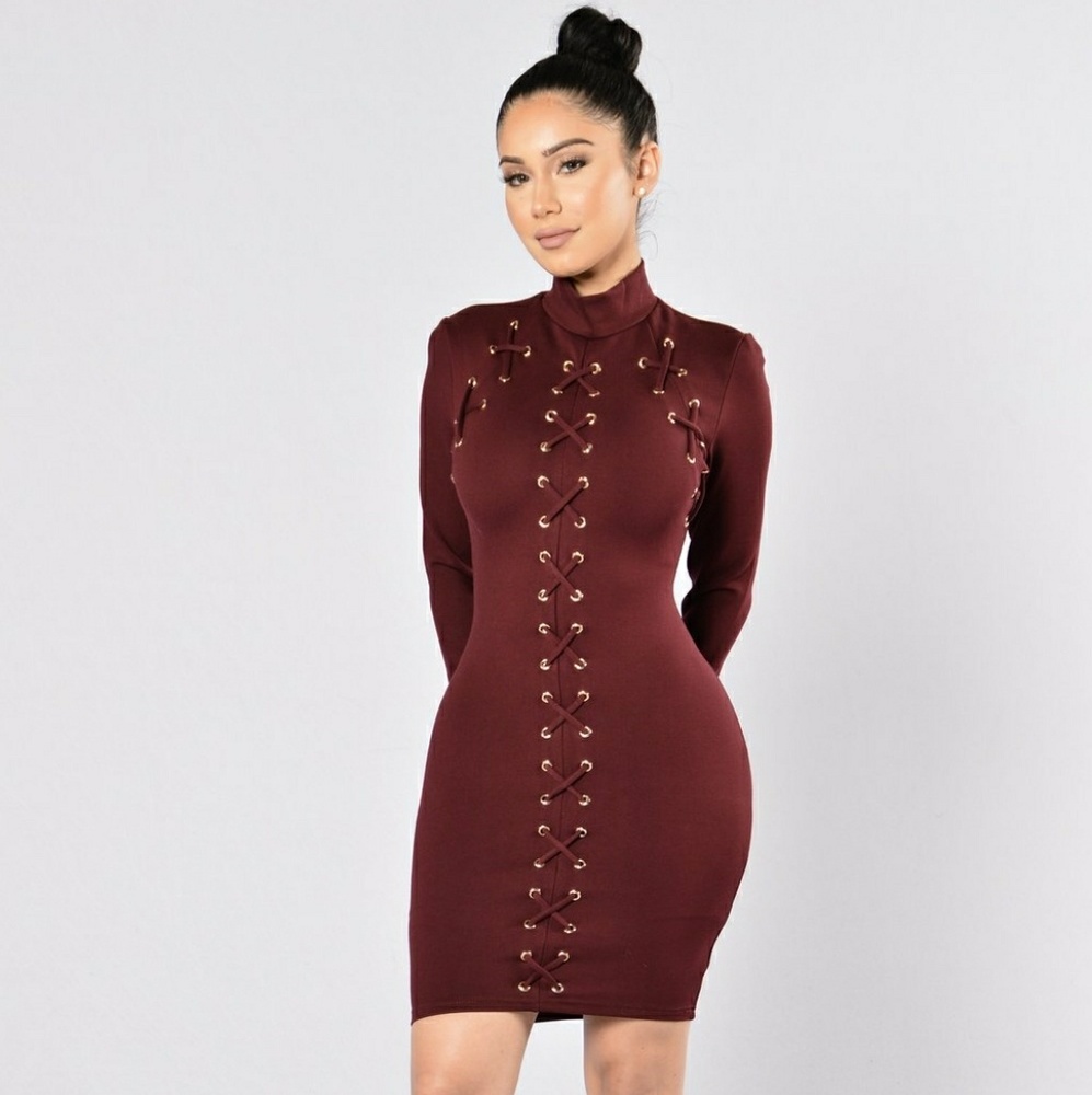 Sexy burgundy body con dress